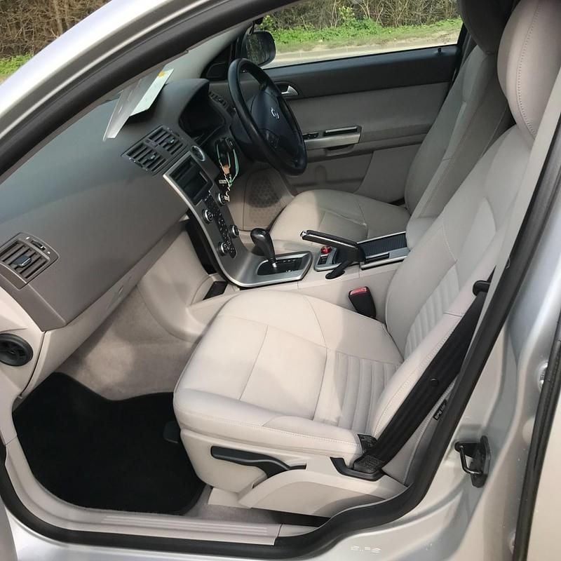 Used Volvo V50 SE 2009 Silver Estate