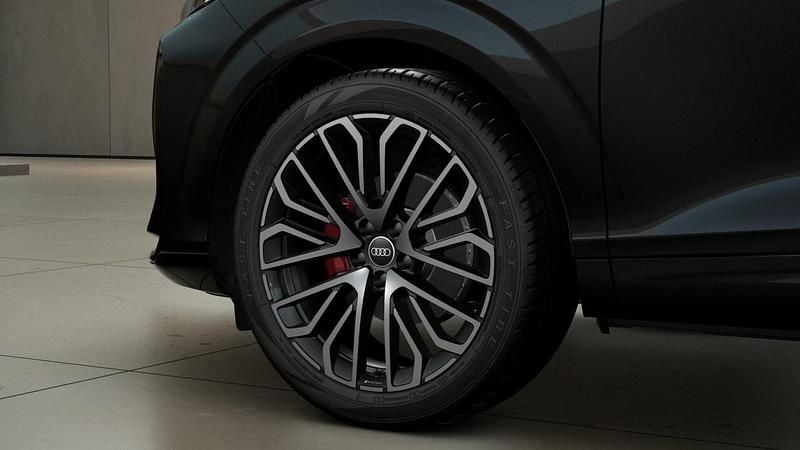 New Audi Q3 Comfort 2026 Black SUV