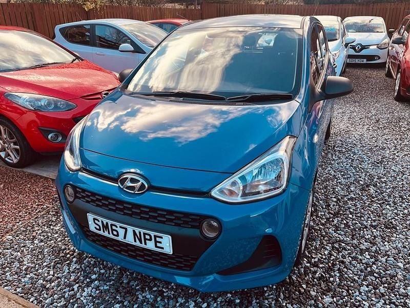 Used Hyundai i10 2018 Blue Hatchback