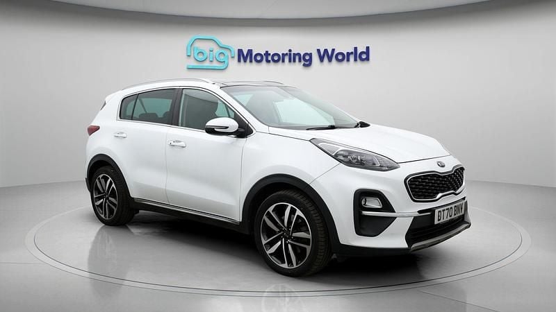 Used Kia Sportage 136 HP (100 kW) 2021 White SUV