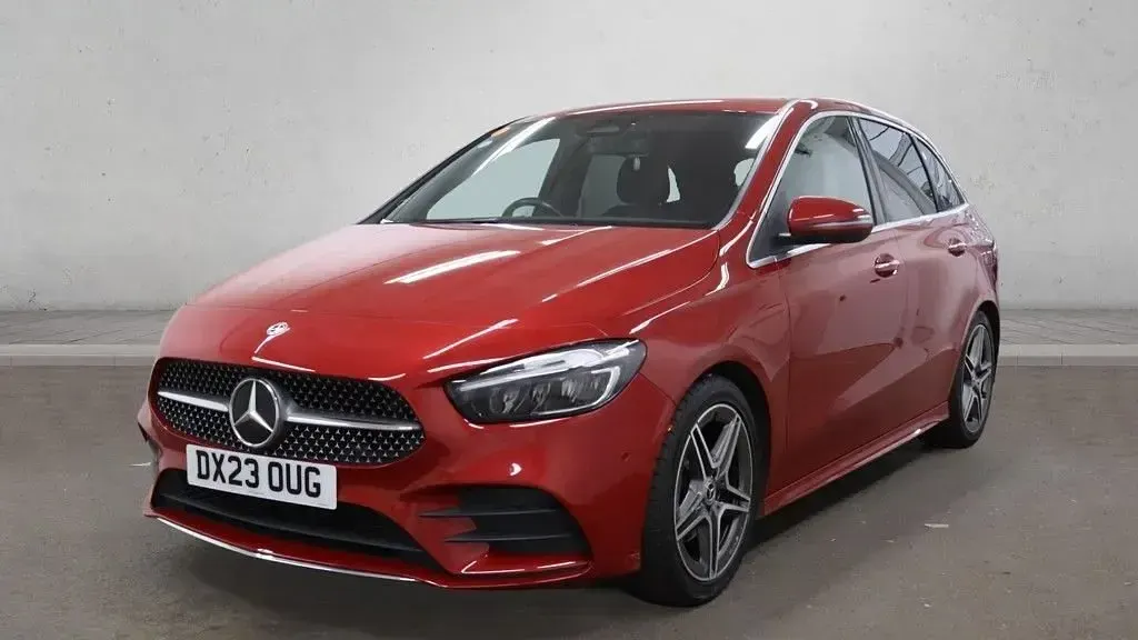 Used Mercedes B200 Executive 2023 Red Hatchback
