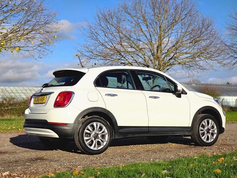 Used Fiat 500X Pop Star 170 HP (125 kW) 2016 White SUV