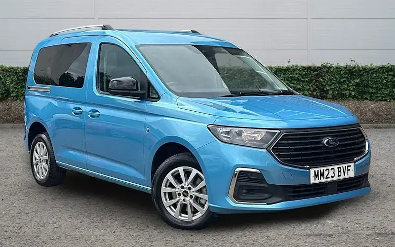 Used Ford Tourneo Connect Titanium 122 HP (89 kW) 2023 MPV