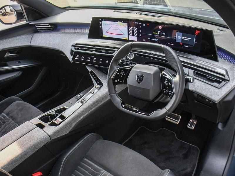 Used Peugeot e-3008 GT 152 kW (207 HP) 2024 Blue SUV