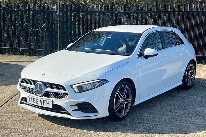 Used Mercedes A200 Executive 163 HP (119 kW) 2019 White Hatchback