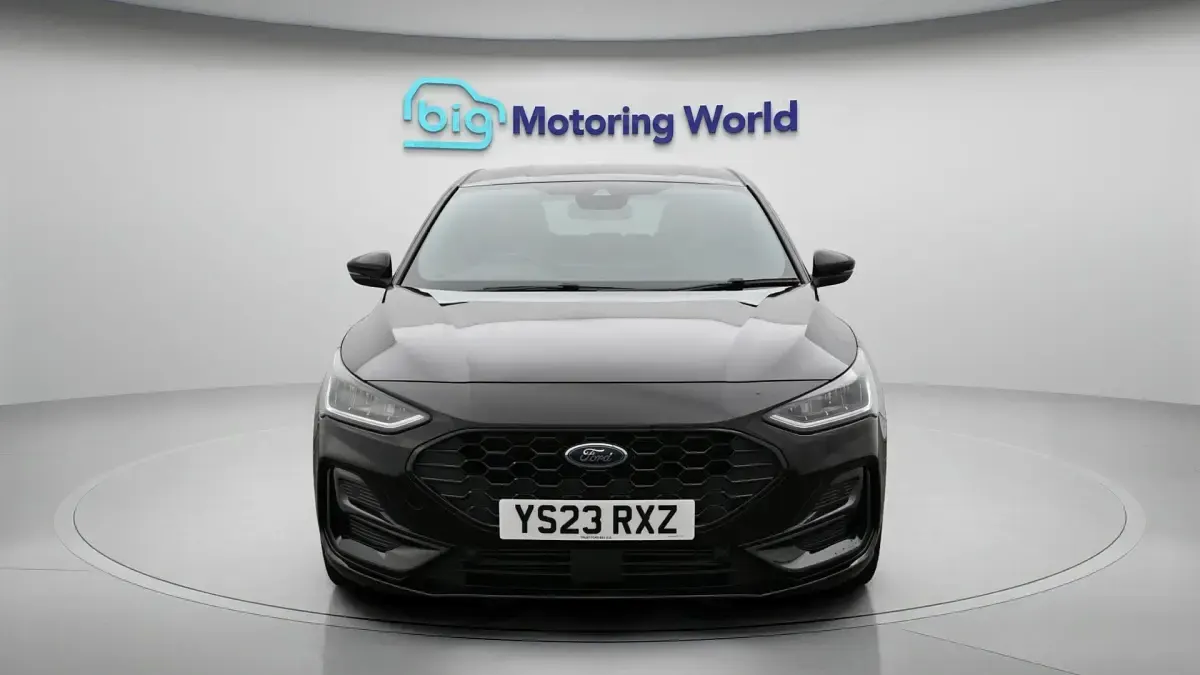 Used Ford Focus ST-Line X 155 HP (114 kW) 2023 Black Hatchback