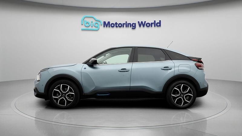 Used Citroën e-C4 Shine 100 kW (136 HP) 2022 Blue Hatchback