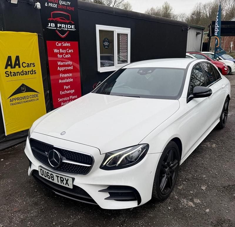 Used Mercedes E220 AMG line 2018 White Sedan