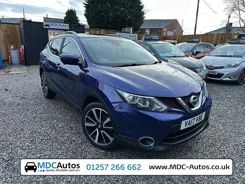 Used Nissan Qashqai Tekna 2017 Blue SUV