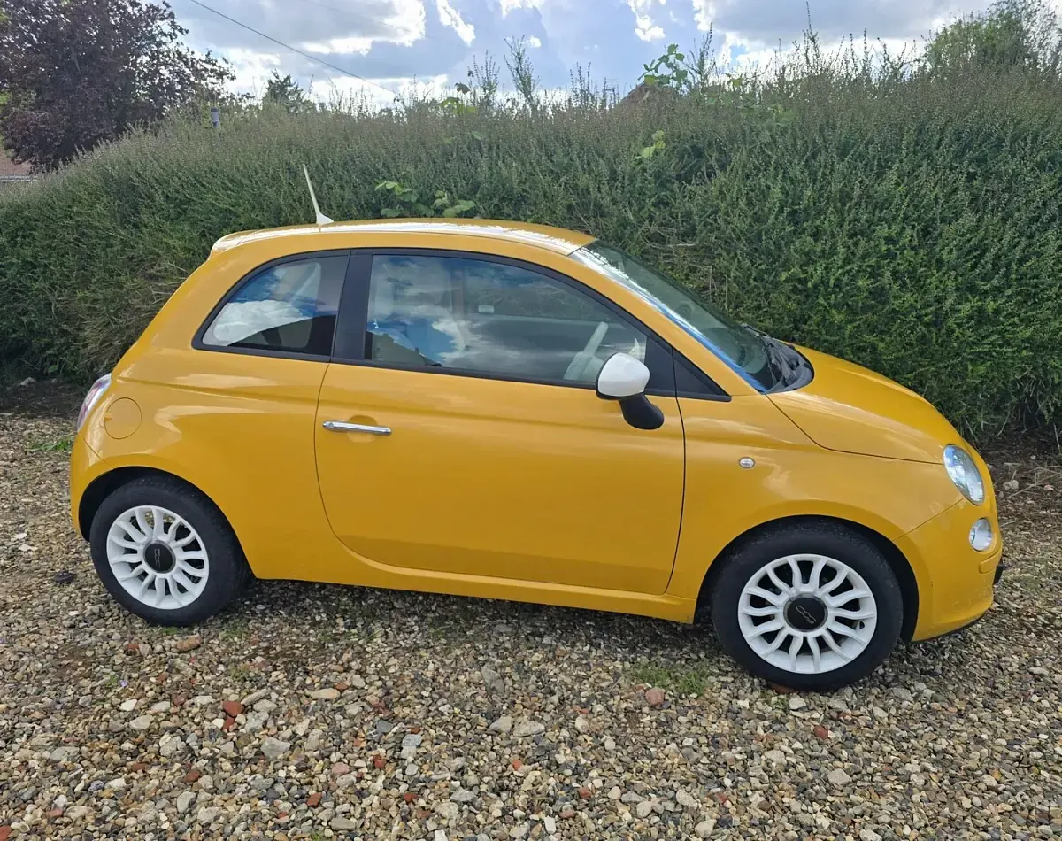 Used Fiat 500 69 HP (50 kW) 2013 Yellow Hatchback