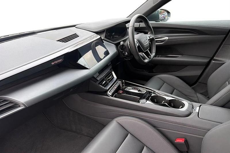 Used Audi e-tron GT quattro Design 389 kW (530 HP) 2022 Daytona grey Sedan