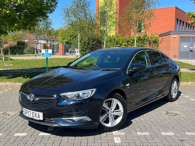 Used Vauxhall Insignia SRi 2017 Blue Hatchback