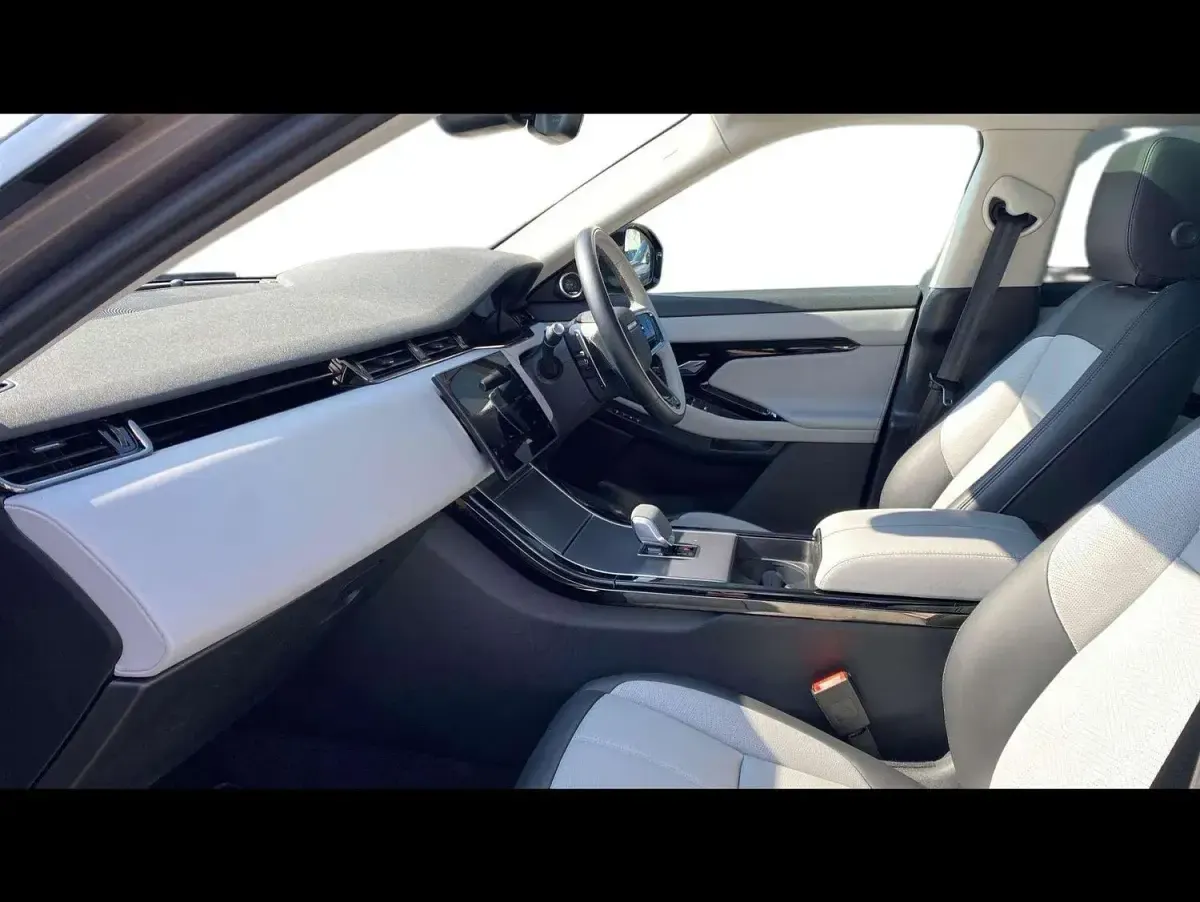 Used Land Rover Range Rover evoque HSE Dynamic 2024 Grey SUV
