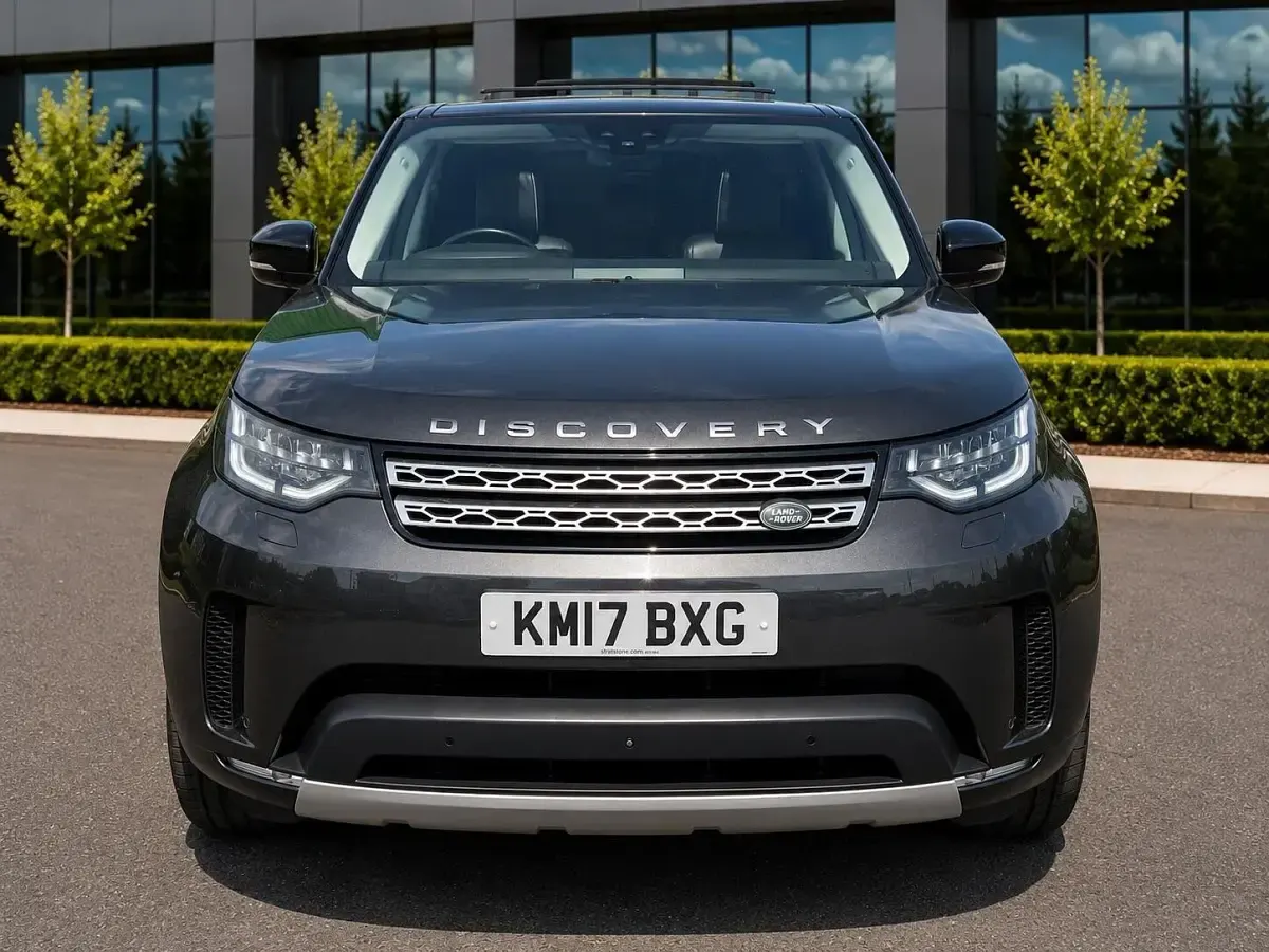 Used Land Rover Discovery 5 HSE Luxury 2017 Grey SUV