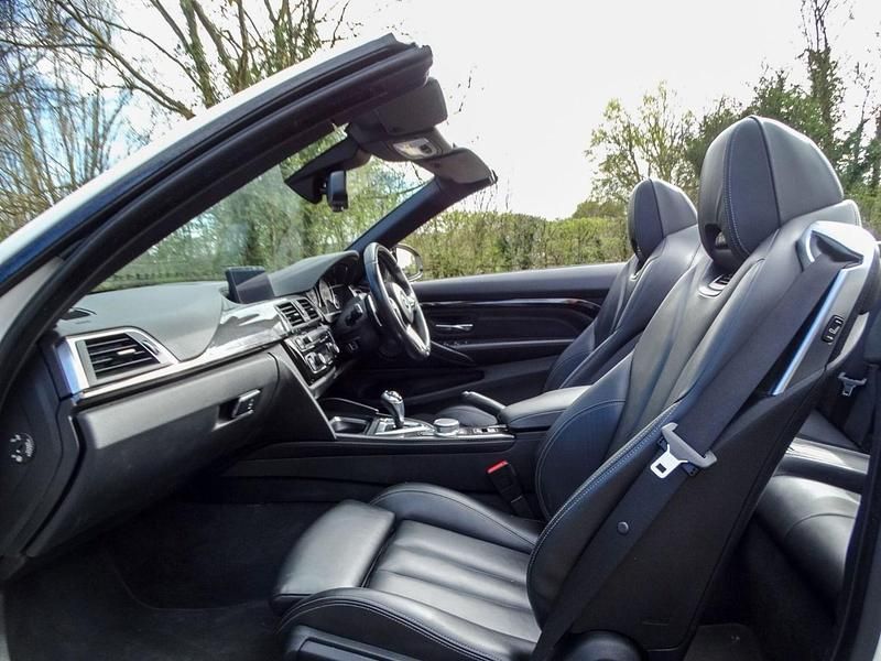 Usado BMW M4 Cabriolet Competition Edition 450 HP (330 kW) 2018 Branco Cabrios