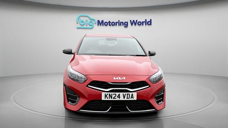 Used Kia ProCeed GT-Line 159 HP (116 kW) 2023 Red Estate