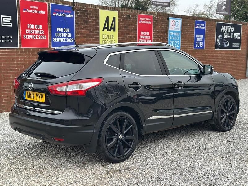 Used Nissan Qashqai S 130 HP (95 kW) 2014 Black SUV