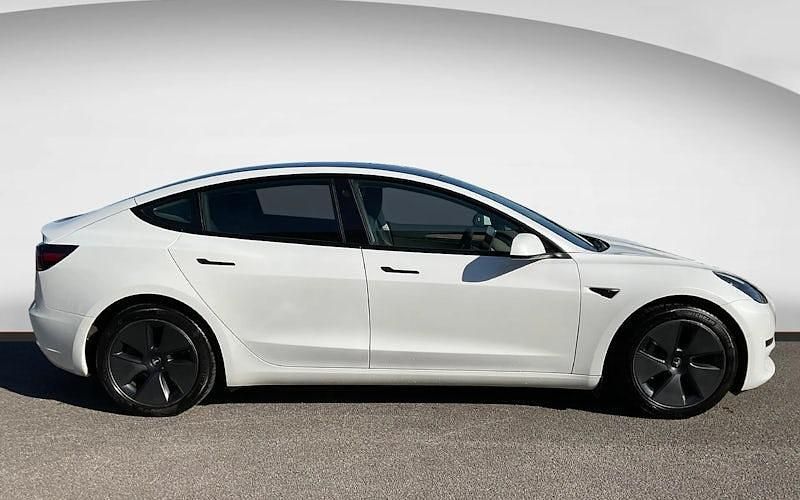 Used Tesla Model 3 Standard Range 208 kW (283 HP) 2021 White Sedan