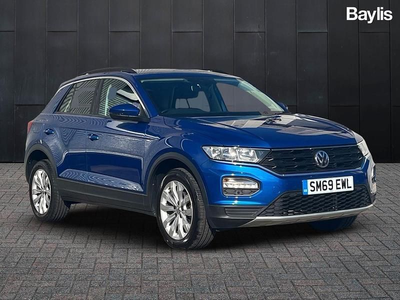 Blue Used 2020 VW T-Roc SE SUV | £15,750 (Fair price) - Image 1/3
