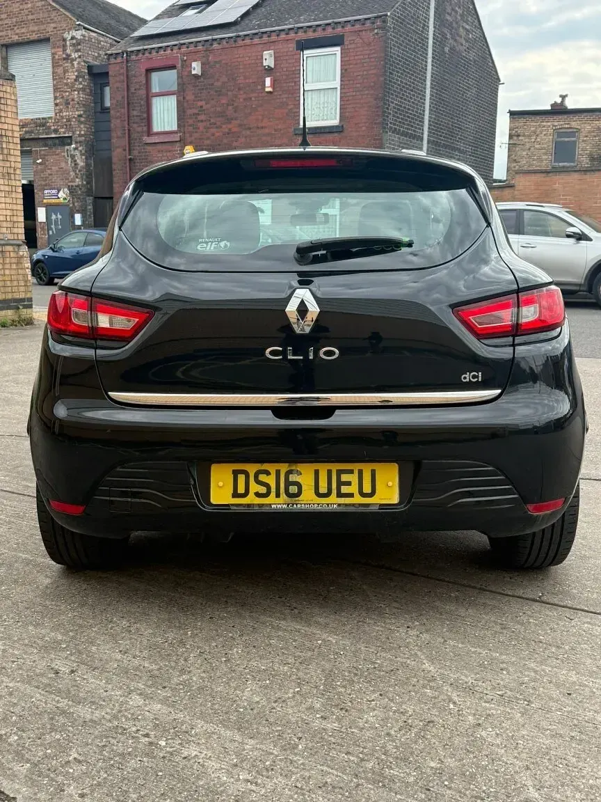 Used Renault Clio Dynamique 2016 Black Hatchback