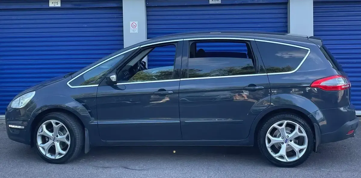 Used Ford S-MAX Titanium 200 HP (147 kW) 2012 Grey MPV