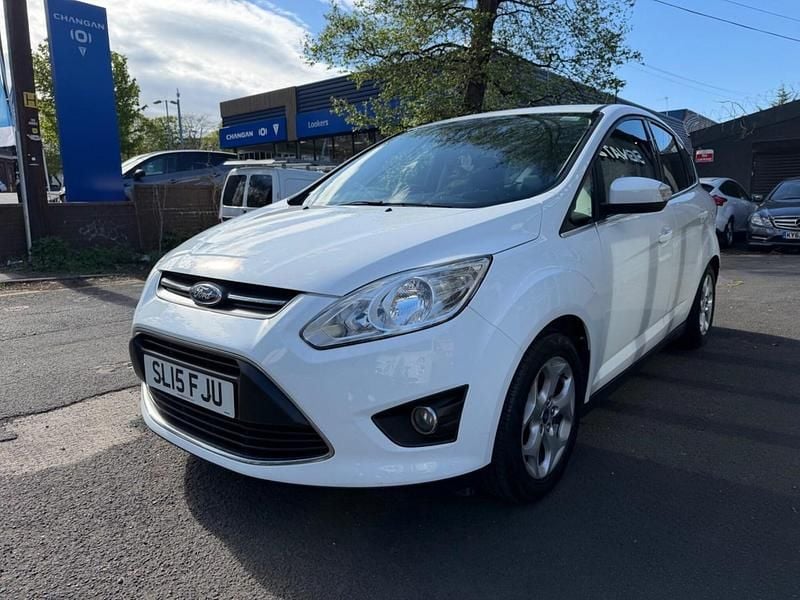 Begagnad Ford C-MAX Zetec 125 HK (91 kW) 2015 Vit Minibuss