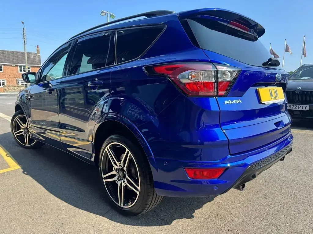 Used Ford Kuga ST-Line 150 HP (110 kW) 2018 Blue SUV