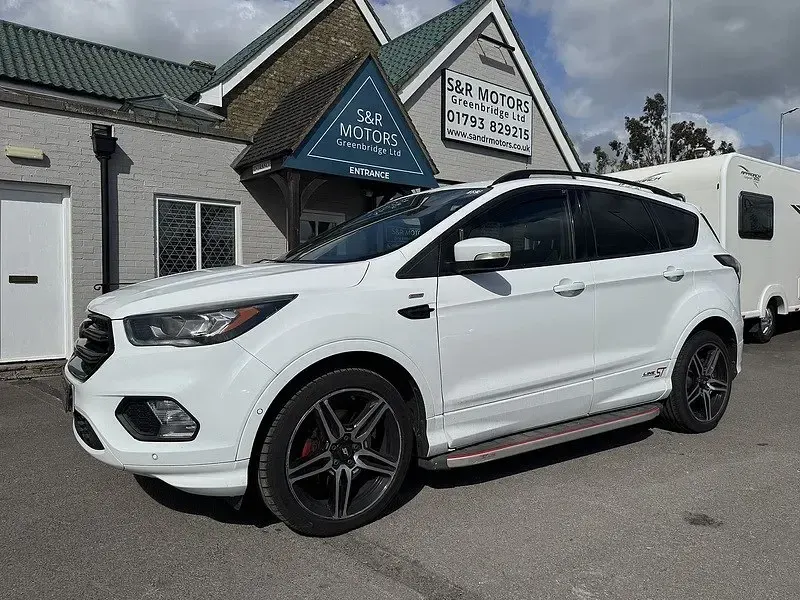 Begagnad Ford Kuga ST-Line 150 HK (110 kW) 2017 Vit SUV