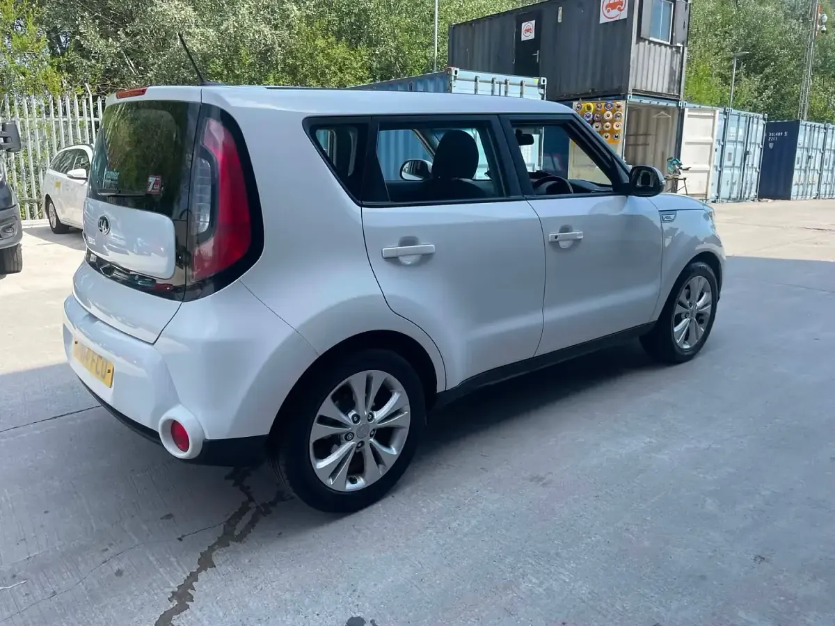 Used Kia Soul Plus 130 HP (95 kW) 2014 White SUV
