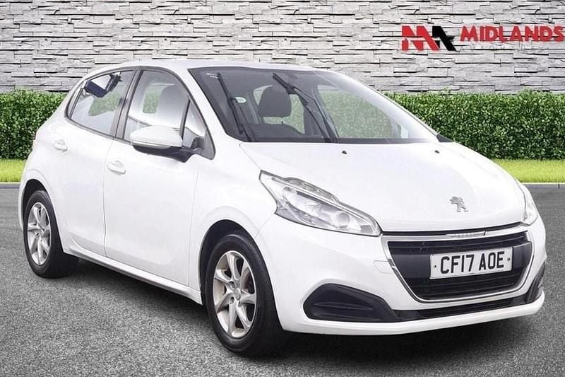Used Peugeot 208 Active 2017 White Hatchback
