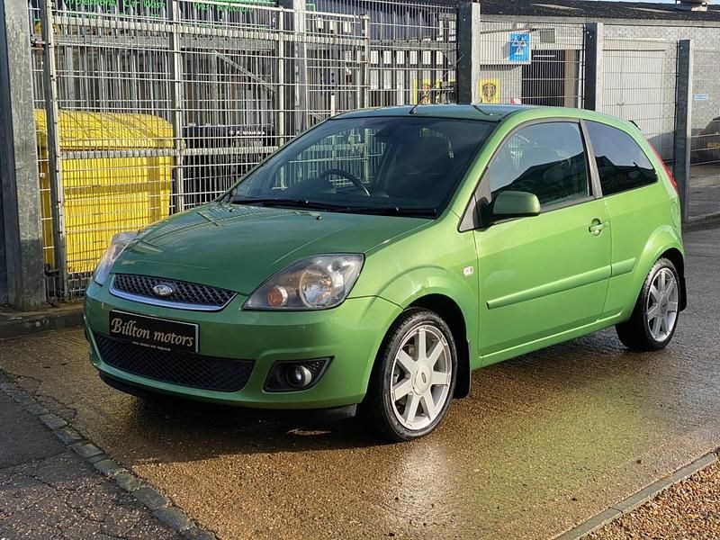 Used Ford Fiesta Zetec 67 HP (49 kW) 2007 Green Hatchback