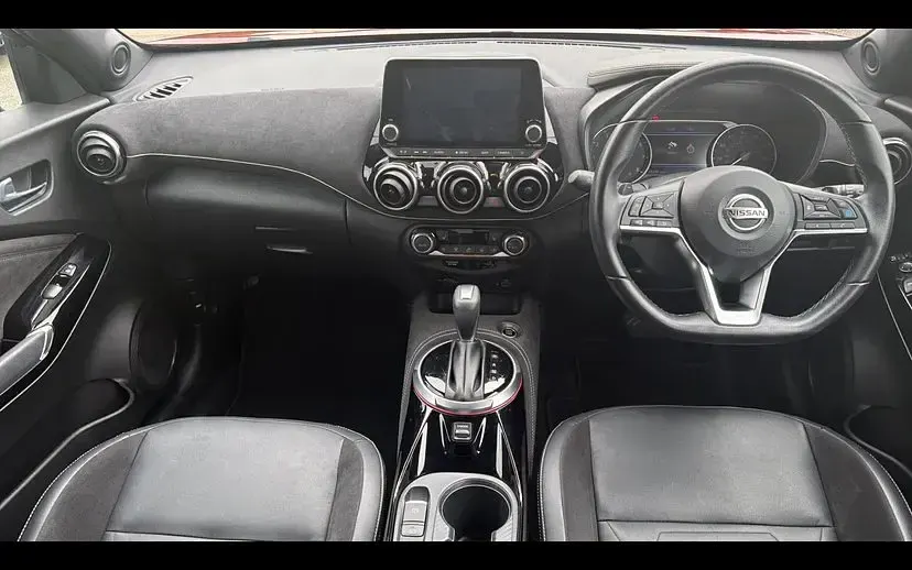 Used Nissan Juke Tekna+ 114 HP (83 kW) 2022 Red SUV