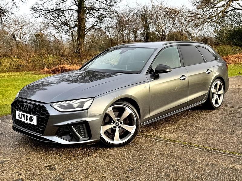 Used Audi A4 Black Edition 150 HP (110 kW) 2021 Grey Estate