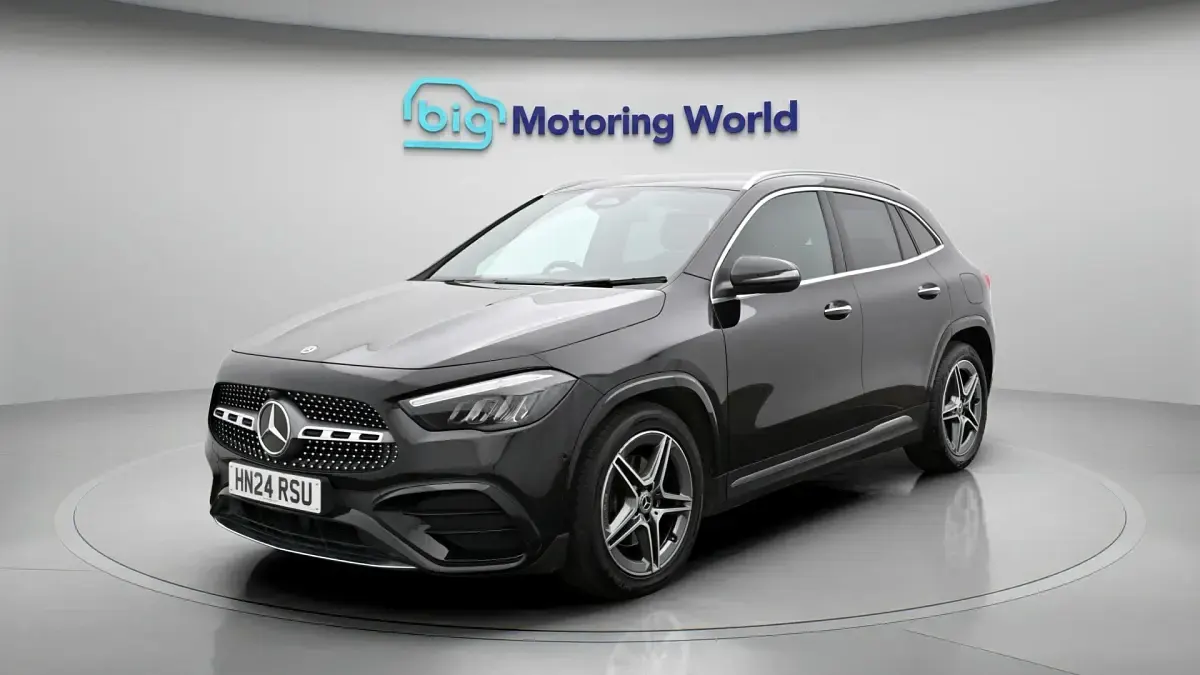 Used Mercedes GLA200 Executive 163 HP (119 kW) 2024 Black SUV