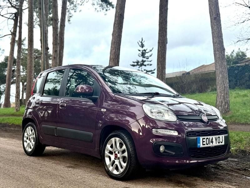 Used Fiat Panda Lounge 85 HP (62 kW) 2014 Mauve/purple Hatchback
