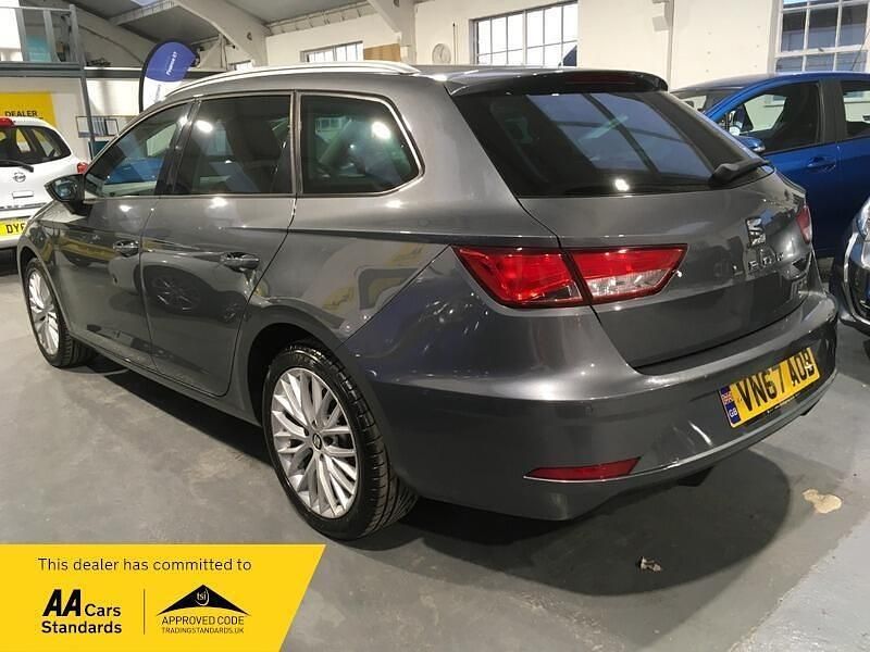 Used Seat Leon ST SE Dynamic 110 HP (80 kW) 2017 Grey Estate