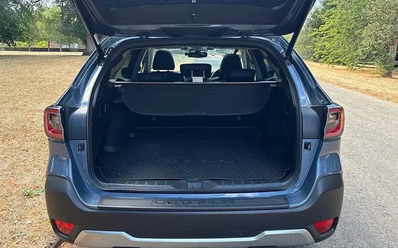 Used Subaru Outback 169 HP (124 kW) 2023 Grey Estate