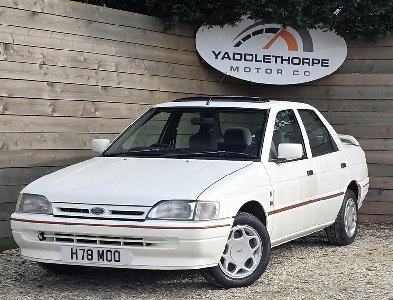 Used Ford Orion 1991 White Sedan