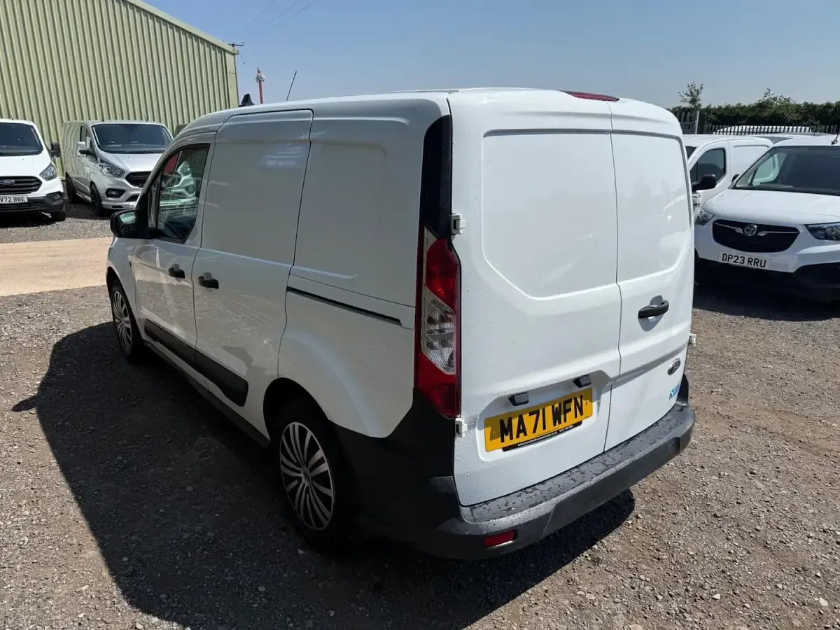 Used Ford Transit Connect S 2021 White MPV