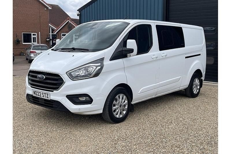 Used Ford Transit Custom Limited 2022 Frozen white (solid colour) Estate