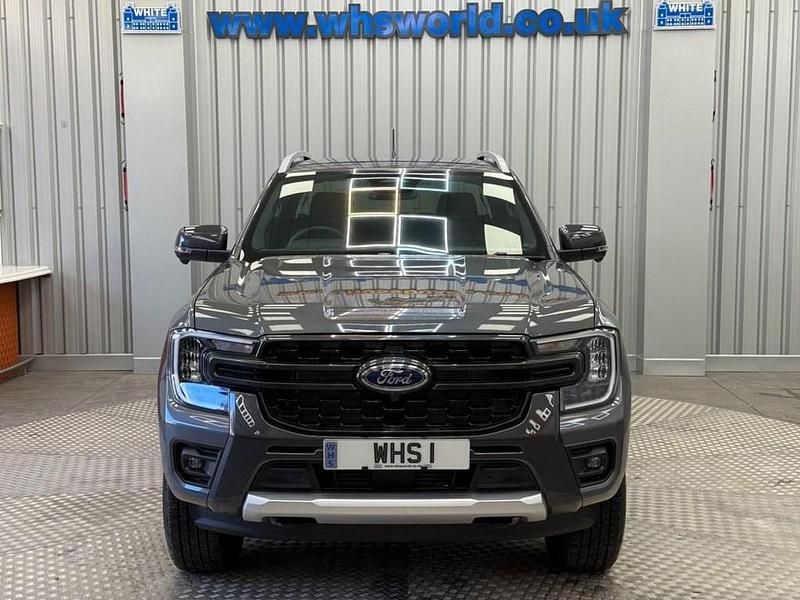 Nouă Ford Ranger Wildtrack 205 CP (150 kW) 2026 Gri Pickup