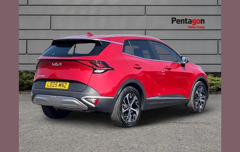 Used Kia Sportage 157 HP (115 kW) 2025 Red SUV