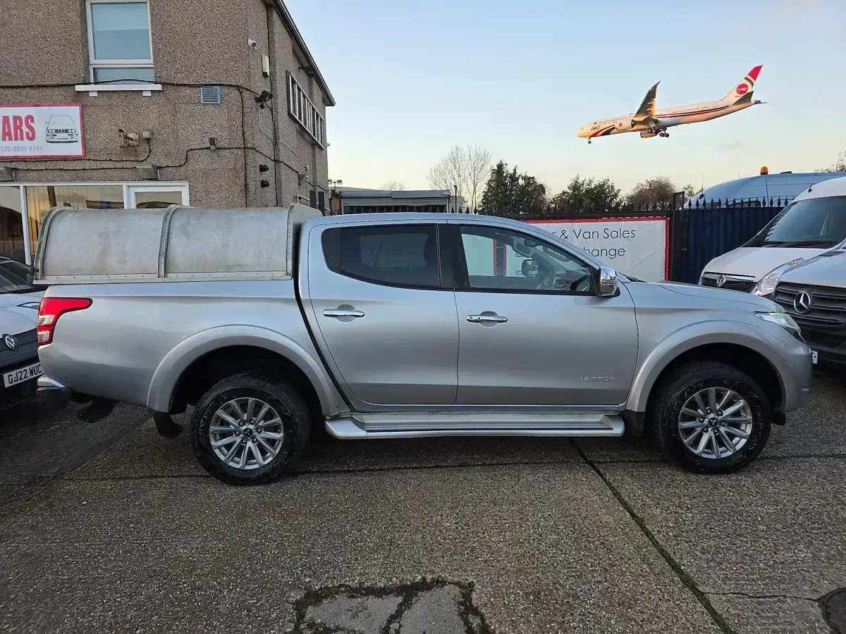 Used Mitsubishi L200 Warrior 2017 Silver Pickup
