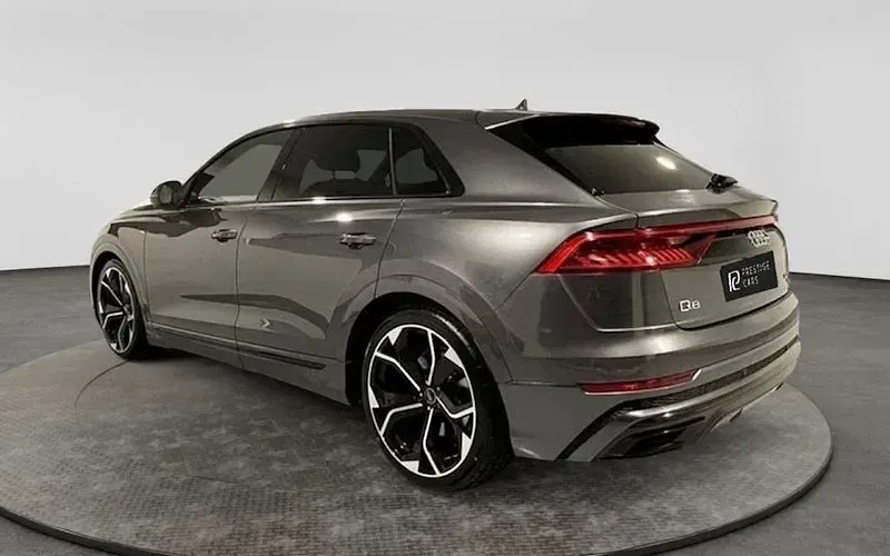 Used Audi Q8 S-Line 340 HP (250 kW) 2023 Grey SUV
