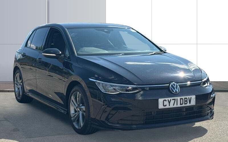 Used 2024 VW Golf VIII R-line Hatchback | £22,717 (Fair price) - Image 1/4