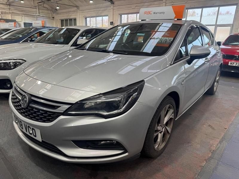Used Vauxhall Astra SRi 136 HP (100 kW) 2018 Silver Hatchback