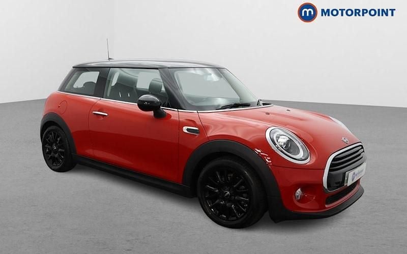 Used 2021 Mini Cooper Classic Hatchback | £12,399 (Super price) - Image 1/4