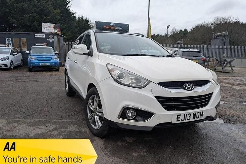 White Used 2013 Hyundai ix35 Premium SUV | £2,990 (Good price) - Image 1/1