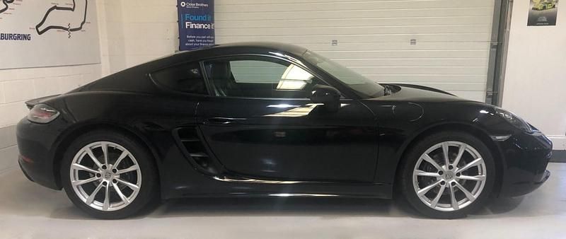Usado Porsche 718 Cayman 2017 Preto Coupé