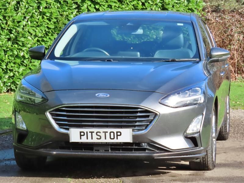 Used Ford Focus Titanium X 125 HP (91 kW) 2021 Grey Hatchback